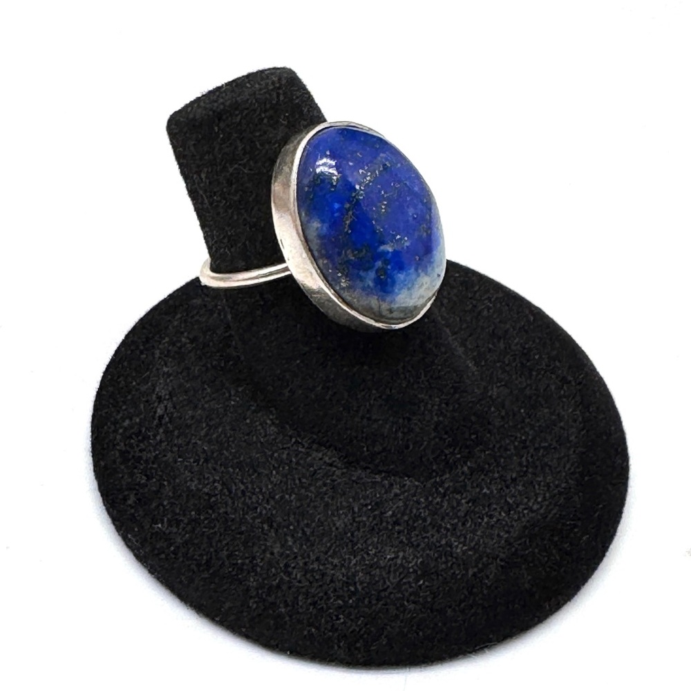 Sterling Silver Lapis Lazuli Oval Ring in Deep Blue Size 6
